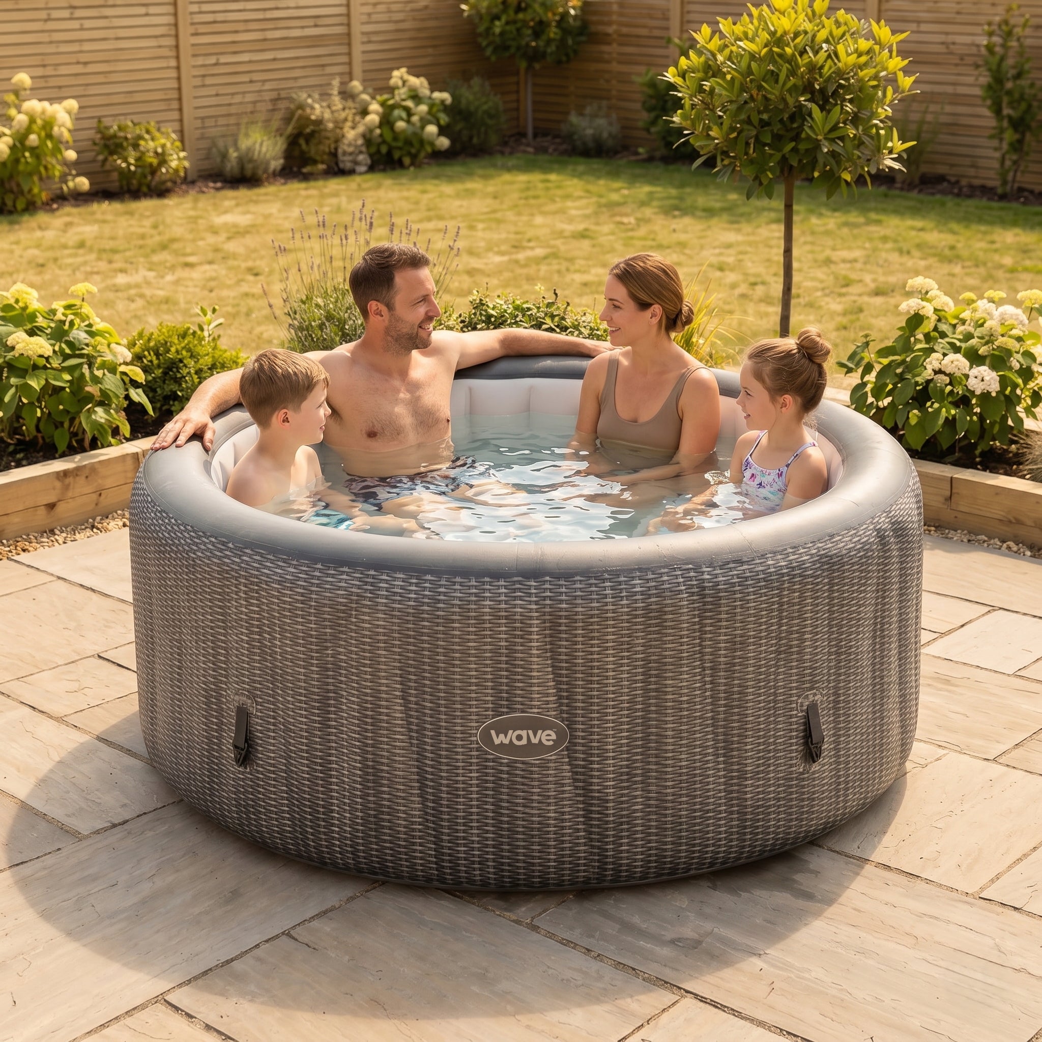 Atlantic | 4/6-Person Inflatable Hot Tub | Built-In Integrated Heater