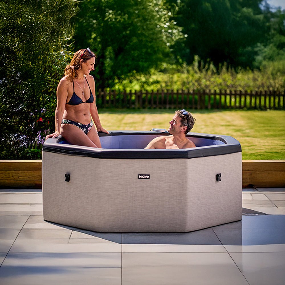 Como | 6-Person Eco Foam Hot Tub | Built-In Integrated Heater Eco Foam Spas Wave Spas data-contona-persona data-contona-people