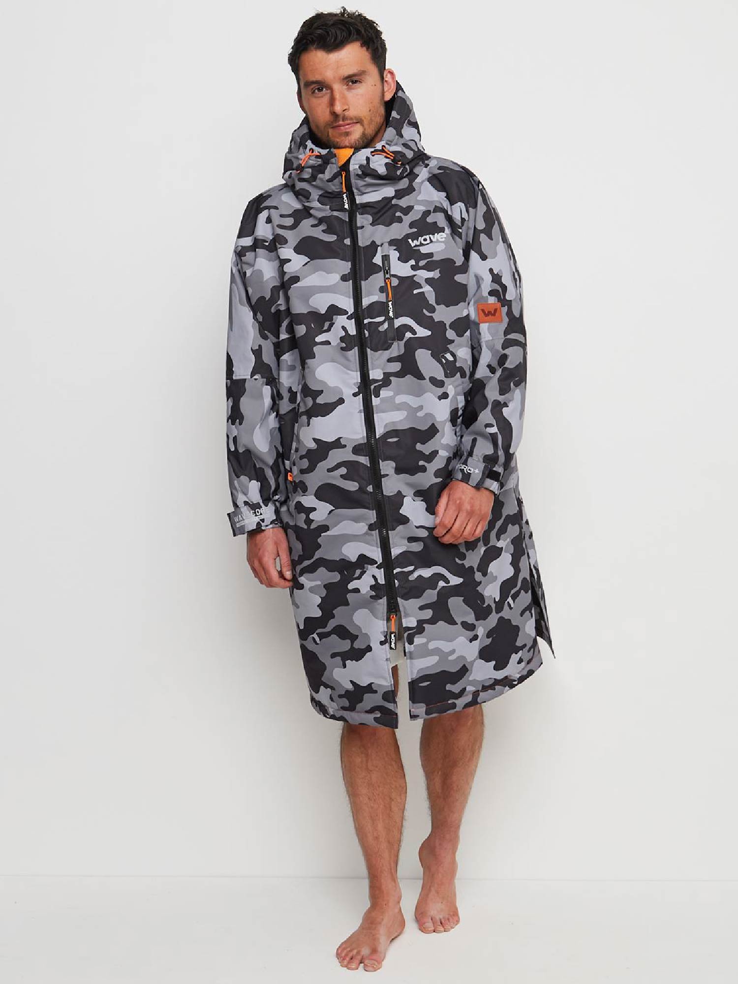 Fleece-Lined Changing Robe | Unisex | Gray Camouflage  Wave Spas USA   