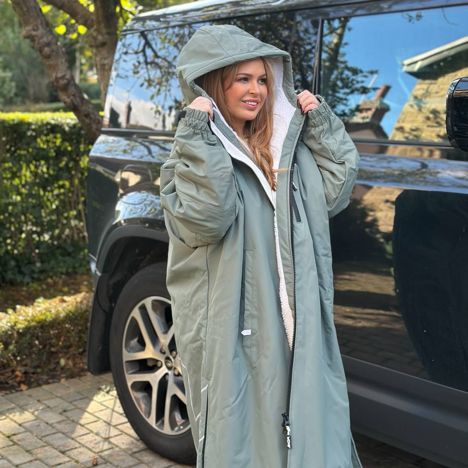 Fleece-Lined Changing Robe | Unisex | Sage Robes Wave Spas USA   